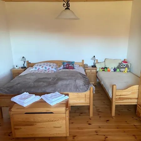 V Prirode * Pliešovce