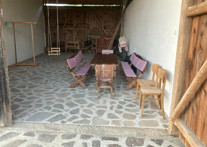 V Prirode * Pliešovce